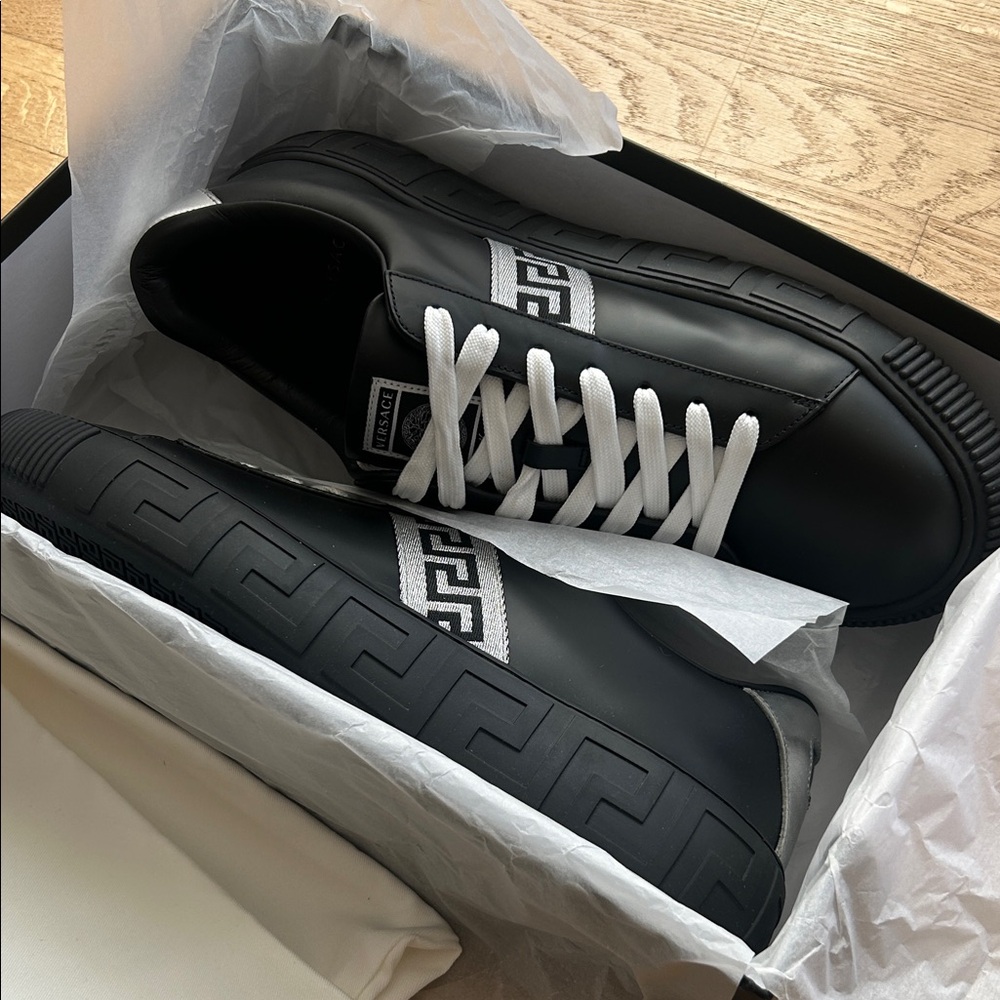 Brand New Versace Leather Black/Silver Greek Key Sneakers made in Italy
